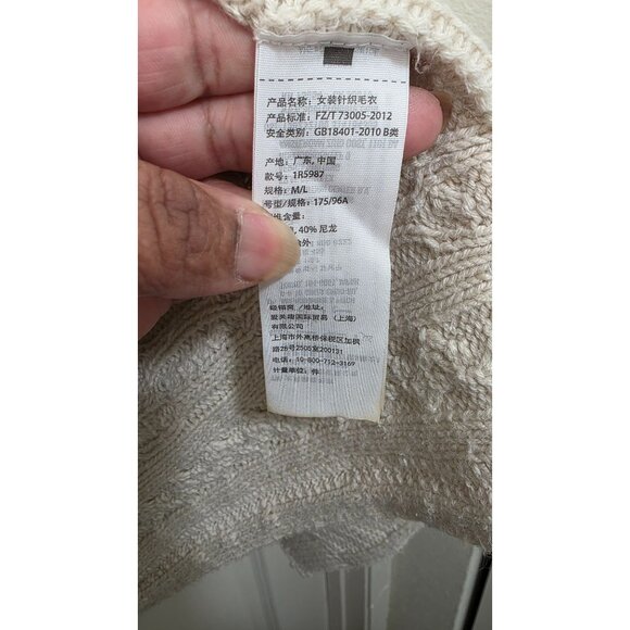 Abercrombie & Fitch Women's Pancho Fisherman Cable Knit Sweater M/L Cream Pullov - Picture 7 of 7